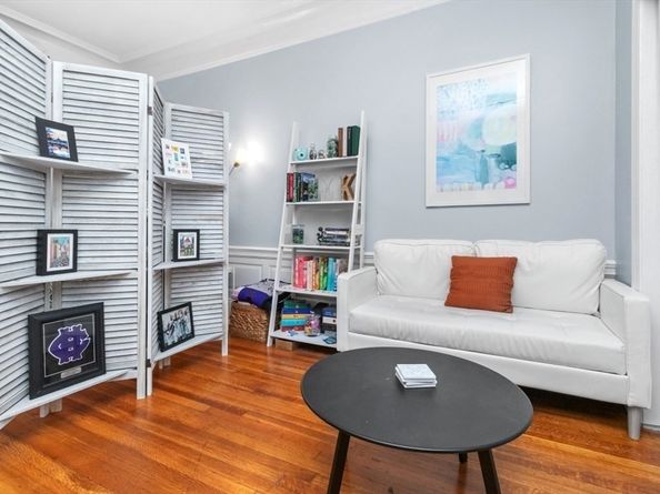 466 Commonwealth Ave 205, Boston MA 02215