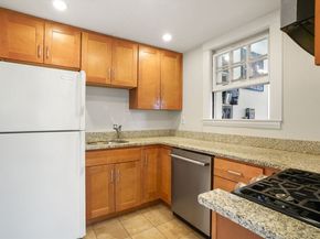 54 Brimmer St, Boston MA 02108