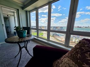 2001 Marina Dr 605, Quincy MA 02171