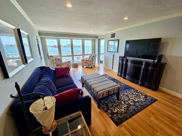 2001 Marina Dr 605, Quincy MA 02171