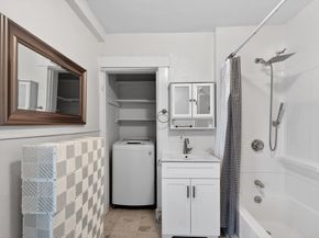 58 River St 58, Newton MA 02465