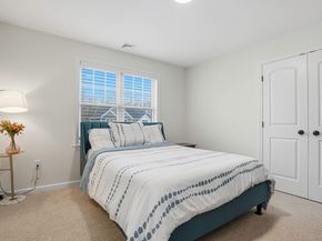 6 Sycamore Way, Medway MA 02053