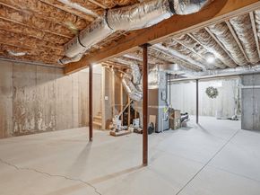 6 Sycamore Way, Medway MA 02053