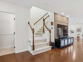 6 Sycamore Way, Medway MA 02053