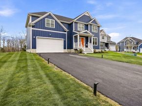 6 Sycamore Way, Medway MA 02053