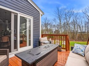 6 Sycamore Way, Medway MA 02053