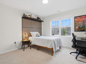 6 Sycamore Way, Medway MA 02053