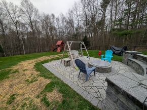 7 Nelson Rd, Charlton MA 01507