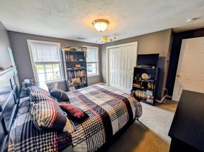 7 Nelson Rd, Charlton MA 01507