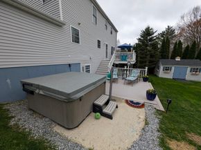 7 Nelson Rd, Charlton MA 01507