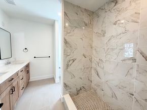 10 Elm Street 10, Newton MA 02465
