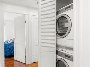 60 Denton Rd 3, Wellesley MA 02482
