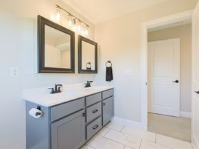 11 Lighthouse Ln, Westminster MA 01473