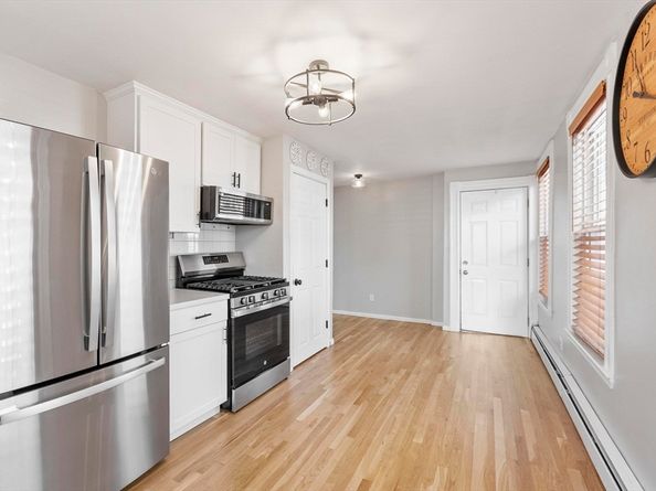 155 Maple St 1, Danvers MA 01923