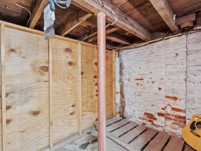 155 Maple St 1, Danvers MA 01923
