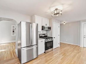 155 Maple St 1, Danvers MA 01923