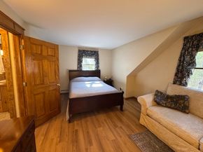 47 Kingsbury Rd, Norfolk MA 02056