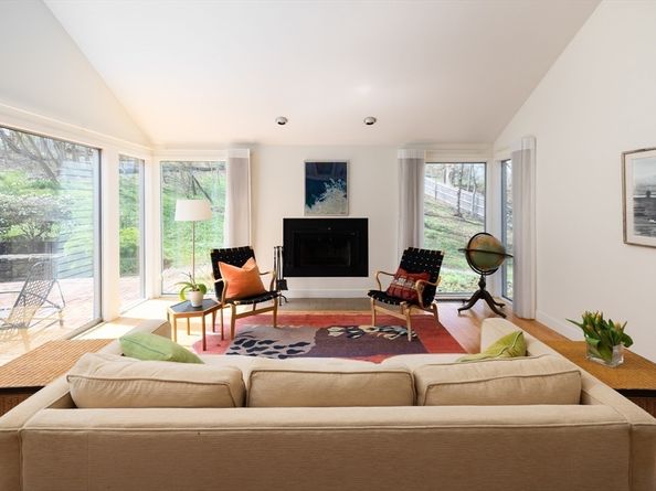 185 Warren Street, Brookline MA 02445