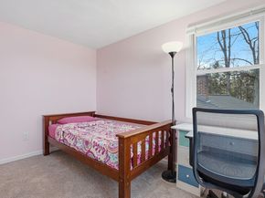 31 Lexington Rd, Shrewsbury MA 01545