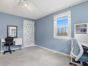 31 Lexington Rd, Shrewsbury MA 01545