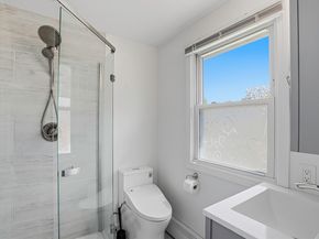 31 Lexington Rd, Shrewsbury MA 01545