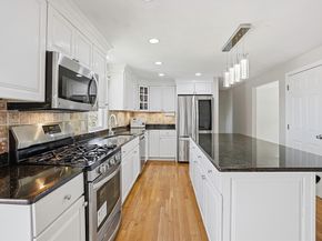 31 Lexington Rd, Shrewsbury MA 01545