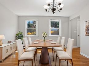 31 Lexington Rd, Shrewsbury MA 01545