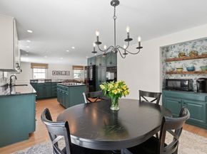 26 Parsonage Ln, Topsfield MA 01983