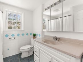 26 Parsonage Ln, Topsfield MA 01983