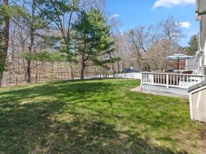 26 Parsonage Ln, Topsfield MA 01983