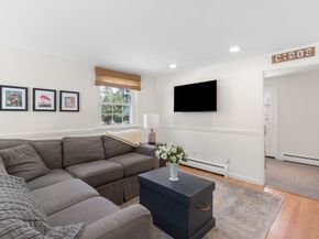26 Parsonage Ln, Topsfield MA 01983