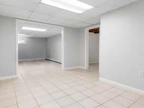 26 Parsonage Ln, Topsfield MA 01983