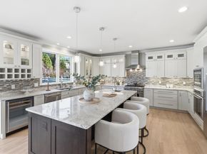 115 Meadowbrook Rd, Newton MA 02459