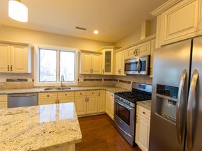 194 Oak St, Shrewsbury MA 01545