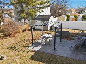 154 Palmer St, Quincy MA 02169