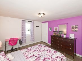 24 Lind St, Oxford MA 01540