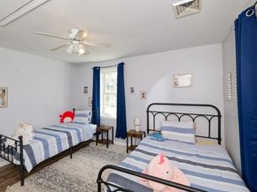 24 Lind St, Oxford MA 01540