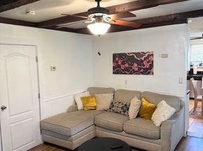 22 Spring St, North Brookfield MA 01535