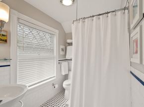 22 Grant St, Needham MA 02492