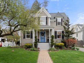 22 Grant St, Needham MA 02492