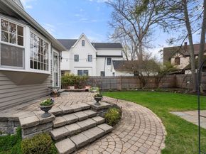 22 Grant St, Needham MA 02492
