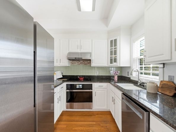 523 Hancock St 10, Quincy MA 02170