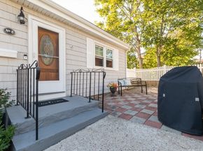 8 Siren St, Winthrop MA 02152