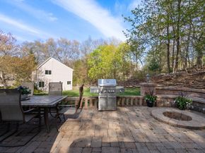 29 Carriage House Path, Ashland MA 01721
