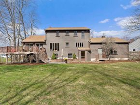 79 Hickory Ln, Weymouth MA 02188