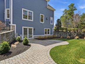 9 Ross Ln, Middleton MA 01949
