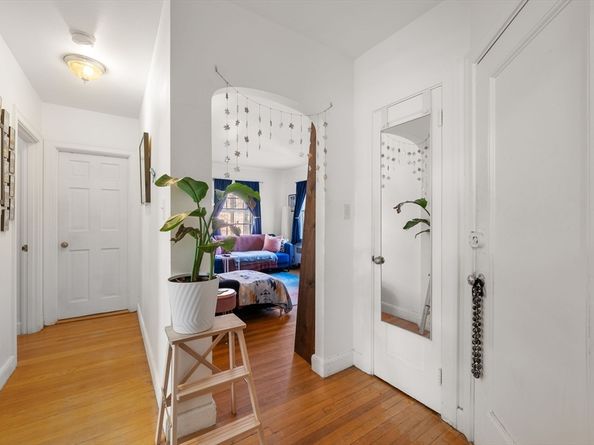 5 Garden Court 1, Cambridge MA 02138