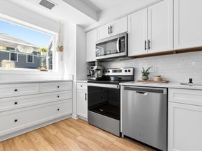 12 Pickett St H, Beverly MA 01915