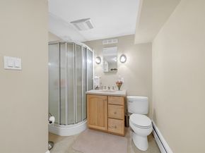 105 Macarthur Rd, Stoneham MA 02180