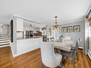105 Macarthur Rd, Stoneham MA 02180